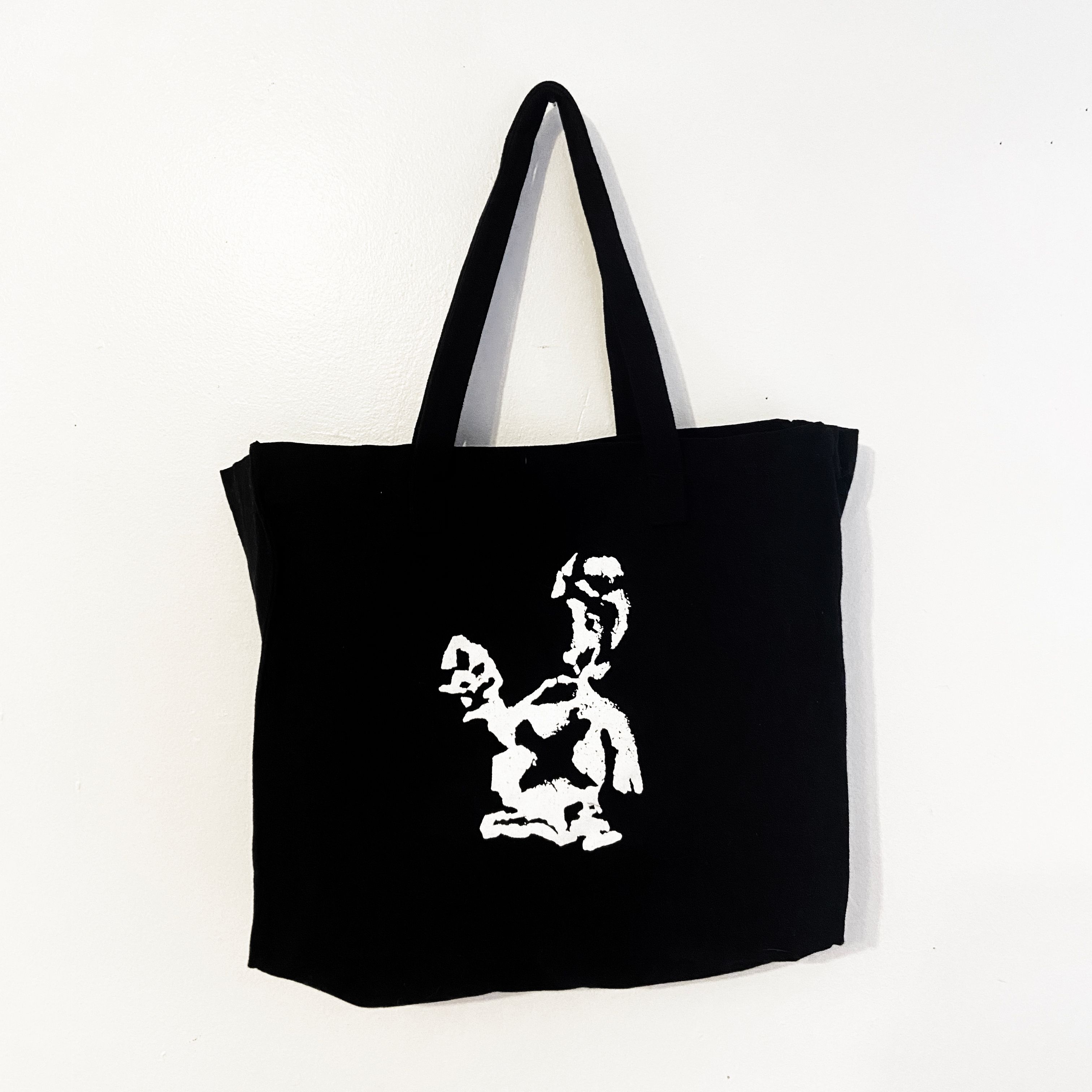 XINEMA tote